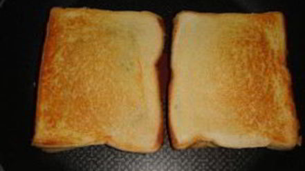 Рецепт тостов с сыром и грибами