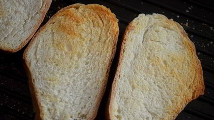 Рецепт тостов с творожно-овощной пастой