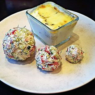 Рецепт Яиц с моцареллой, сливочные шарики и тосты с томатами