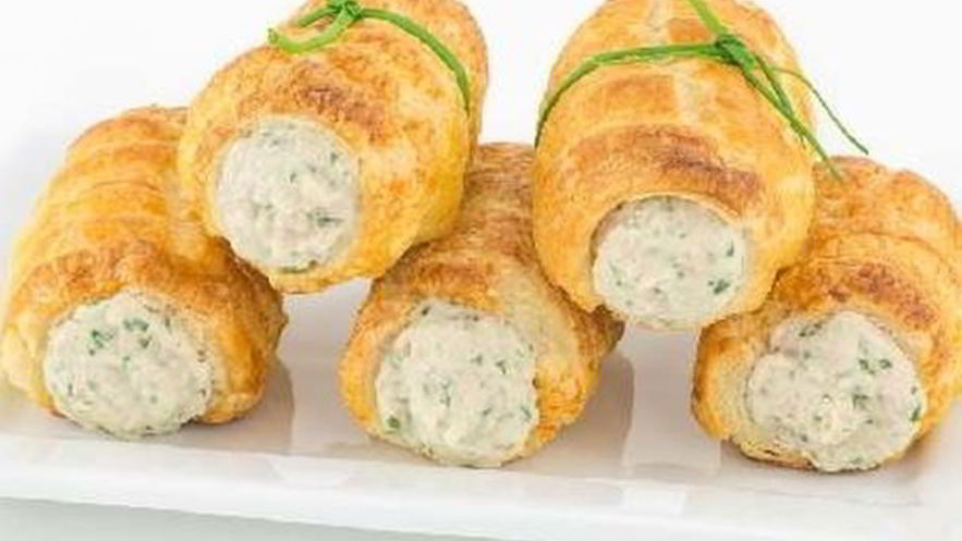 Рецепт трубочек из слоеного теста, фаршированные луком