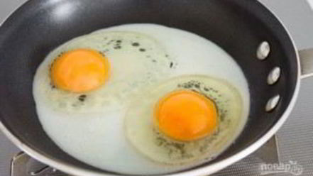 Рецепт глазуньи к завтраку