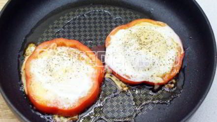 Рецепт глазуньи в перце