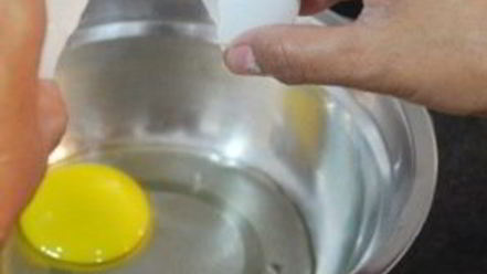 Рецепт яичницы-болтуньи с сыром