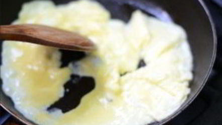 Рецепт яичницы-болтуньи