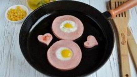 Рецепт яичницы с 8 марты