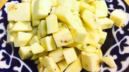 Рецепт яичницы с грибами, грудинкой и овощами