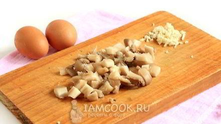 Рецепт яичницы с грибами