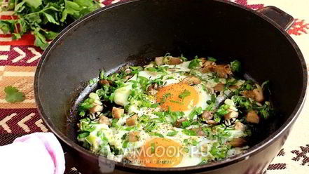 Рецепт яичницы с грибами