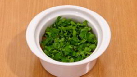 Рецепт яичницы с помидорами и моцареллой