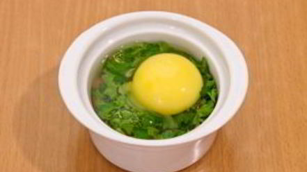 Рецепт яичницы с помидорами и моцареллой