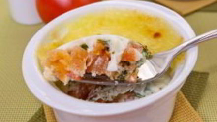 Рецепт яичницы с помидорами и моцареллой