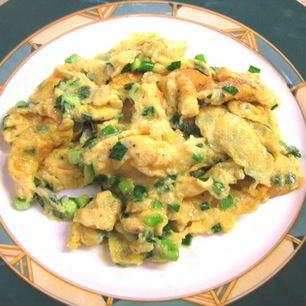 Рецепт Яичницы с зеленым луком