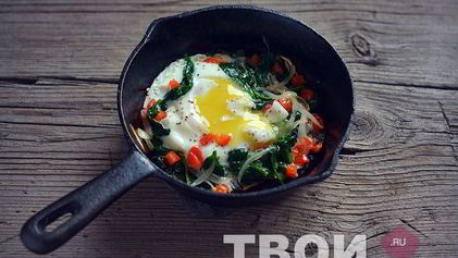 Рецепт Яичницы со шпинатом и перцем