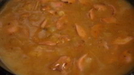 Рецепт завтрака из сосисок и яиц