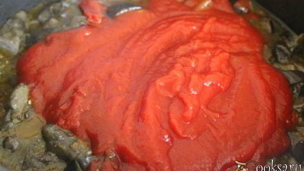 Рецепт закуски из лесных грибов с баклажанами