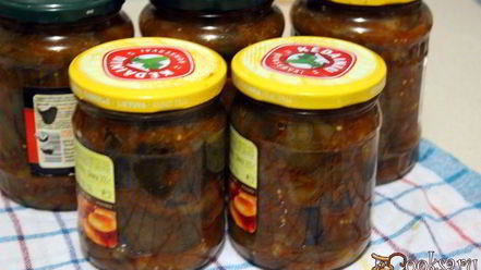Рецепт закуски из лесных грибов с баклажанами