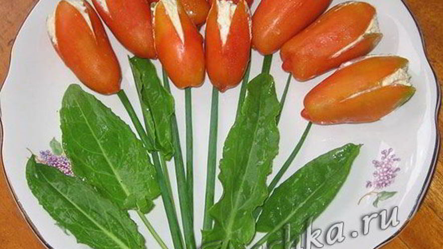 Рецепт закуски тюльпаны из помидоров с сыром