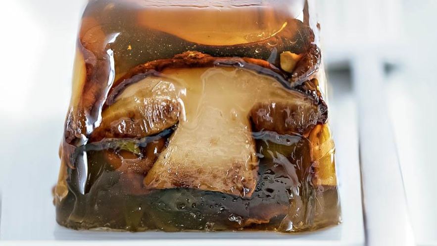 Рецепт заливного из белых грибов