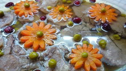 Рецепт заливного из говяжьего и свиного языков