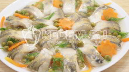 Рецепт заливного из судака праздничное