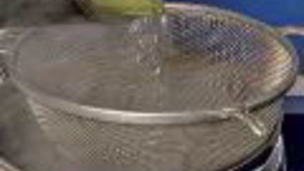 Рецепт заливного из судака с креветками