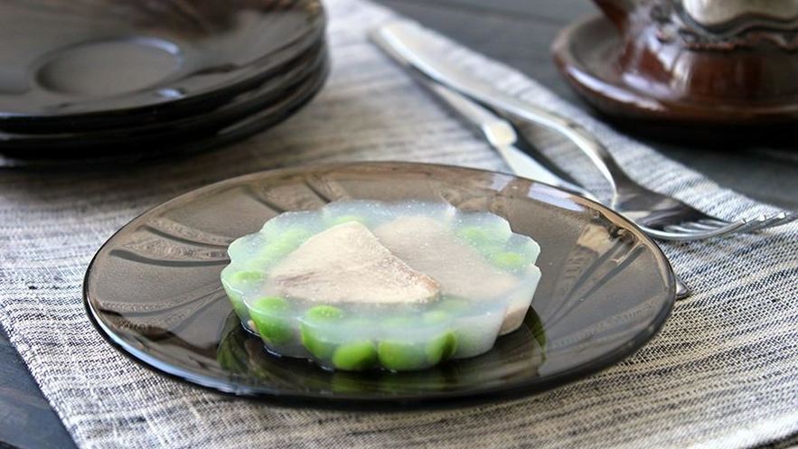 Рецепт заливного из свиного языка с желатином