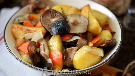 Рецепт Жареной картошки с маринованными грибами