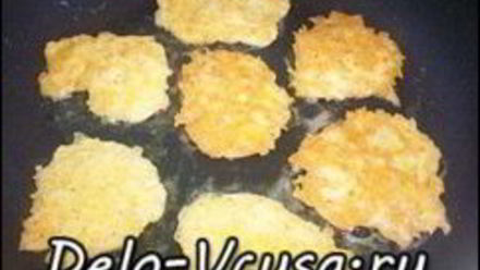 Рецепт жареного сыра с яйцом