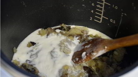 Рецепт грибного жюльена в мультиварке