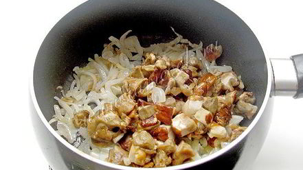 Рецепт жульена с грибами и сметаной