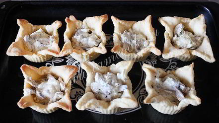 Рецепт жульена с грибами в тарталетках