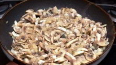 Рецепт жульена с соусом бешамель