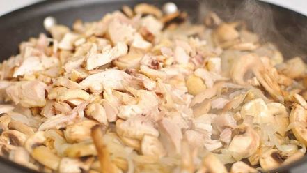 Рецепт жульена в горшочках