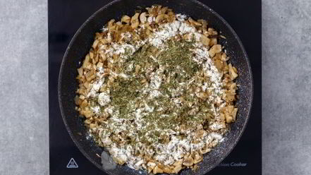 Рецепт жульена в тарталетках с грибами и сыром