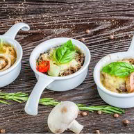 Рецепт Жюльена из кальмаров с сыром и грибами