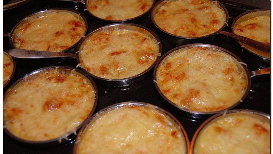 Рецепт жюльена с курицей и грибами из простых продуктов