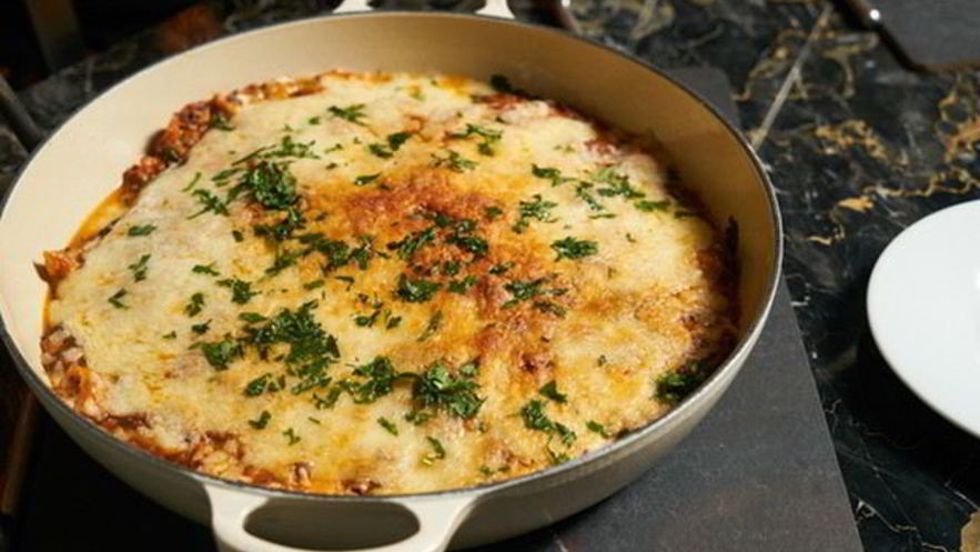 Рецепт жюльена с курицей и грибами на сковороде